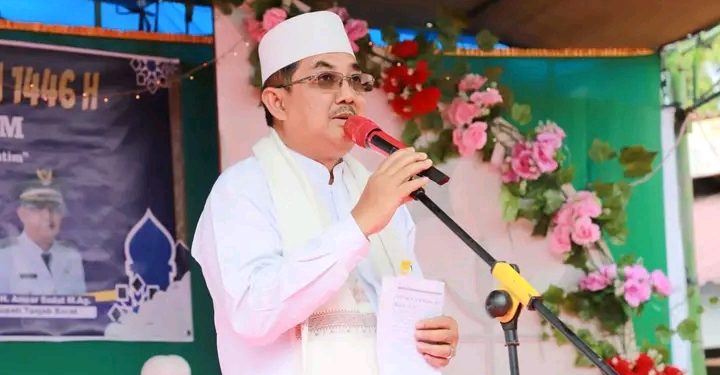 Safari Jum’at Ke Desa Suban, Bupati UAS Komitmen Tuntaskan Masalah Pertanahan Di Suban