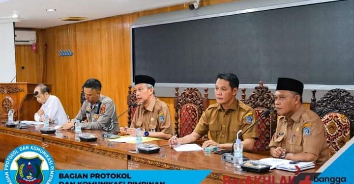 Sekretaris Daerah Gelar Rapat Persiapan Keberangkatan Jamaah Haji Tanjab Barat